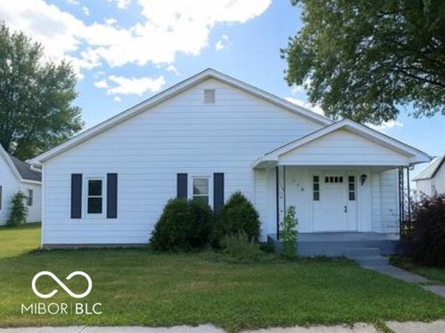 212 E Hopewell St, Farmersburg, IN, 47850-7025 | Card Image