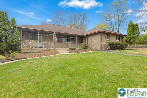 7 Ardmore Ave, TAMAQUA, PA, 18252-4553 | Card Image