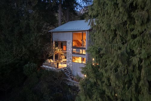 5757 Telegraph Trail, West Vancouver, BC, V7W1R5 | Card Image
