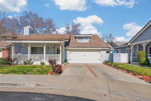 24043 Blacker House Ct, Valencia, CA, 91355-3315 | Card Image