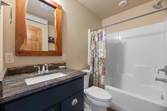 5 Loop Rd, House other with 4 bedrooms, 3 bathrooms and null parking in Devils Tower WY | Image 13