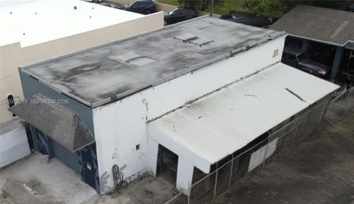 18356 W Dixie Hwy, North Miami Beach, FL, 33160-2002 | Card Image