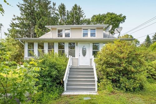 63 Chester Rd, Blandford, MA, 01008-9520 | Card Image