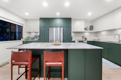 34-1910 Cedar Village Cres, North Vancouver, BC, V7J3M5 | Card Image