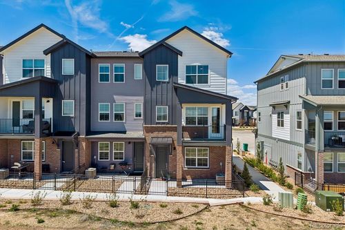 6910 Merseyside Ln, Castle Pines, CO, 80108-8957 | Card Image