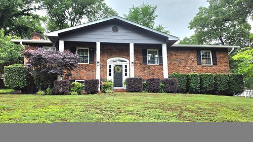 7627 Nadick Ln, Hixson, TN, 37343-2206 | Card Image