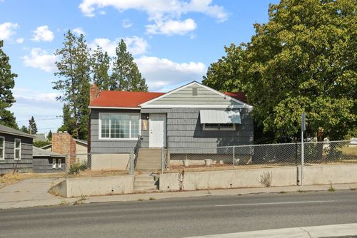 2809 S Ray St, Spokane, WA, 99223-5732 | Card Image
