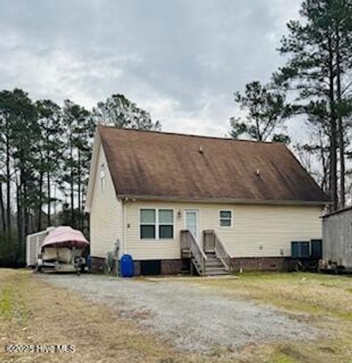 152 E Inlet Cir, Hertford, NC, 27944-9744 | Card Image