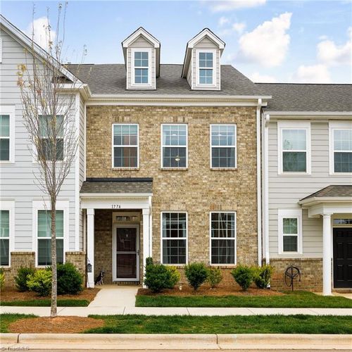 1774 Welden Village Ave, Kernersville, NC, 27284-4094 | Card Image