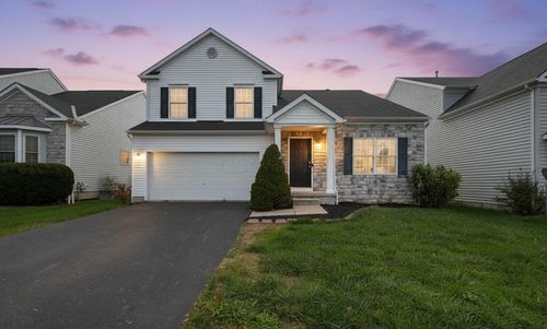 8824 Rock Dove Rd, Lewis Center, OH, 43035-7232 | Card Image