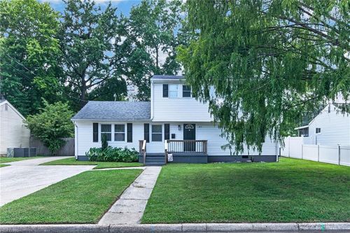 37 Londonshire Ter, Hampton, VA, 23666-2109 | Card Image