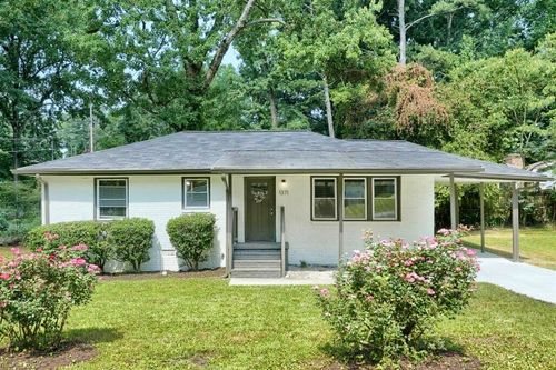 1371 Varner Rd, Marietta, GA, 30062-4066 | Card Image