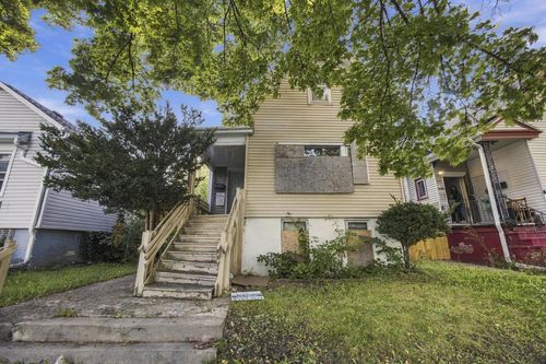 3521 N 8th Street, Milwaukee, WI, 53206 | Card Image