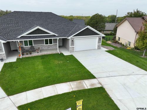 1055 Jasmine Ave, Crete, NE, 68333 | Card Image