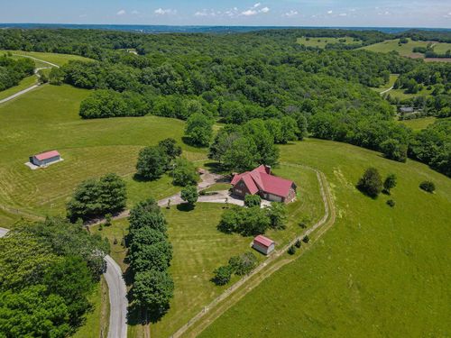 877 Mt Olive Cemetery Rd, Lynnville, TN, 38472-5537 | Card Image