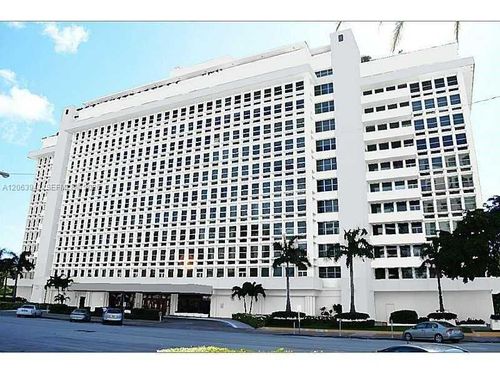 215-700 Biltmore Way, Coral Gables, FL, 33134-7540 | Card Image