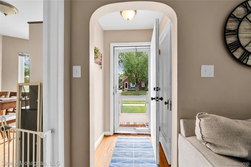 1650 19th St, Wyandotte, MI, 48192-3510 | Card Image