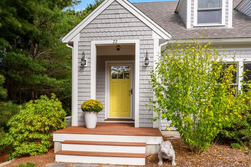 22 Cornhill Rd, East Falmouth, MA, 02536-8528 | Card Image