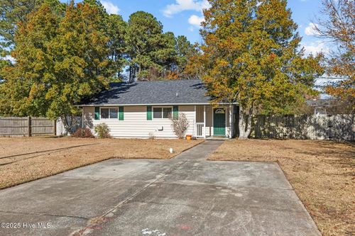 201 N Willow Ln, Jacksonville, NC, 28546-4734 | Card Image