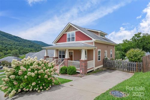 14 Byrdcliffe Ln, Asheville, NC, 28805-4504 | Card Image