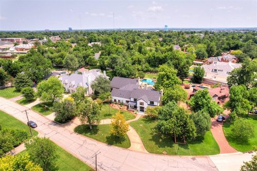 7100 Waverly Avenue, Nichols Hills, OK, 73116 | Card Image