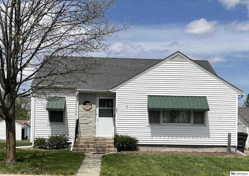 207 W Cedar St, Coleridge, NE, 68727-2605 | Card Image