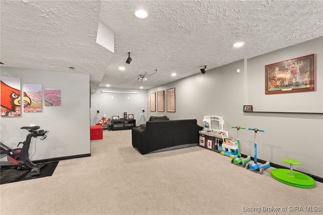 2800 Sandalwood Dr, Home with 4 bedrooms, 4 bathrooms and null parking in New Albany IN | Image 46
