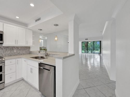 306-6169 Balboa Cir, Boca Raton, FL, 33433-8187 | Card Image