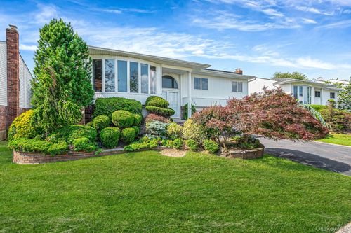 3429 Courtney Pl, Baldwin, NY, 11510-5012 | Card Image