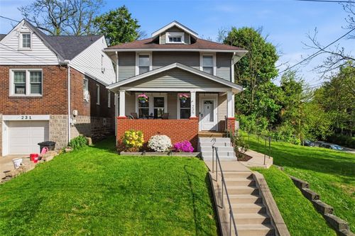 235 Grant Ave, Bellevue, PA, 15202-3805 | Card Image