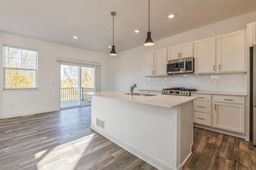 197 Huntington Dr, Waconia, MN, 55387-5520 | Card Image