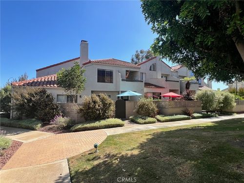 16083 Crete Ln, Huntington Beach, CA, 92649-2170 | Card Image