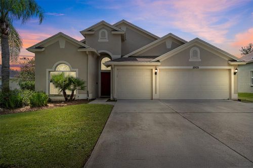 5909 Wedgefield Dr, ZEPHYRHILLS, FL, 33541-1922 | Card Image