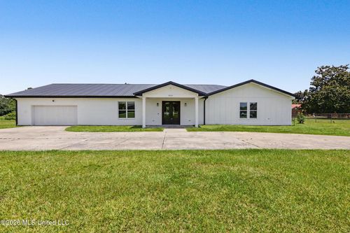 15216 Shriners Boulevard, Biloxi, MS, 39532 | Card Image