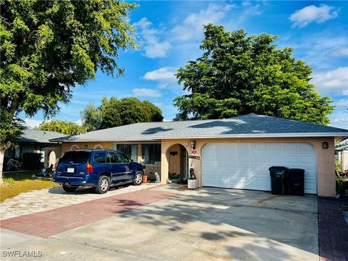 6986 Scarboro Dr, FORT MYERS, FL, 33919-6945 | Card Image