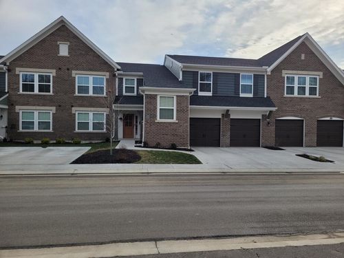 9-203-648 Foxhill Dr, Crescent Springs, KY, 41017-1569 | Card Image