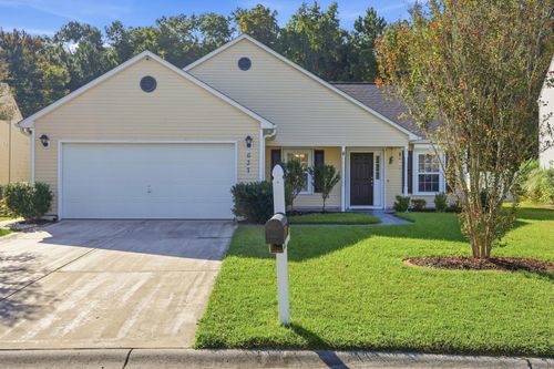 637 Kindred Dr, Myrtle Beach, SC, 29588-1378 | Card Image