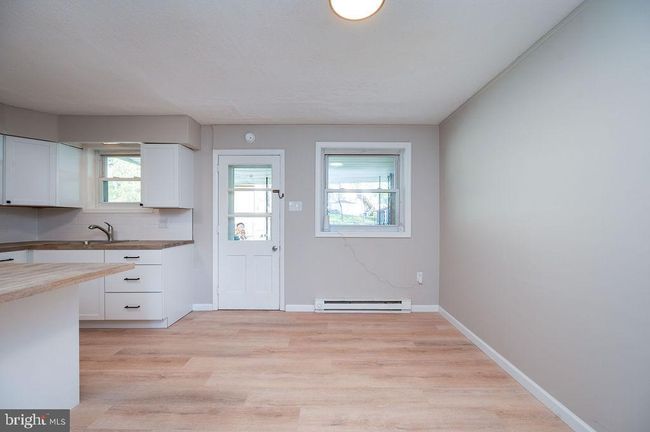 112 W Jackson St, Townhouse with 3 bedrooms, 1 bathrooms and null parking in FLEETWOOD PA | Image 4