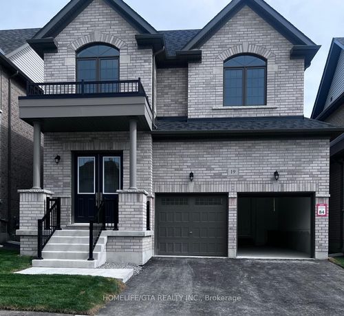 19 Rogerson St, Newcastle, ON, L1B0W4 | Card Image