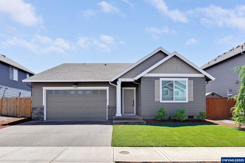 4942 Gemini Ave Ne, Salem, OR, 97305-4127 | Card Image