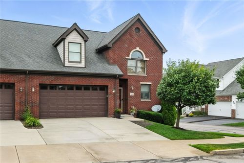 300 Trafalgar Sq, Cranberry Township, PA, 16066-7474 | Card Image