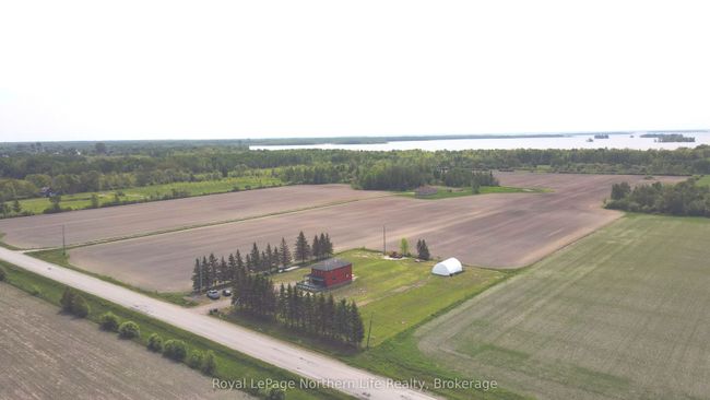 1234 Levac Rd, House other with 2 bedrooms, 1 bathrooms and 15 parking in Cache Bay ON | Image 29