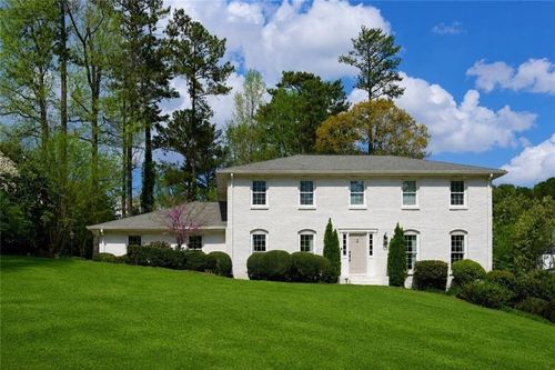 3811 Valley Green Dr, Marietta, GA, 30068-2565 | Card Image