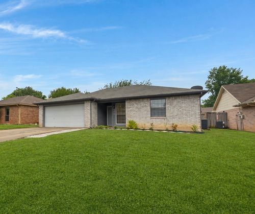 2816 Terry Ct, Denton, TX, 76209-4773 | Card Image