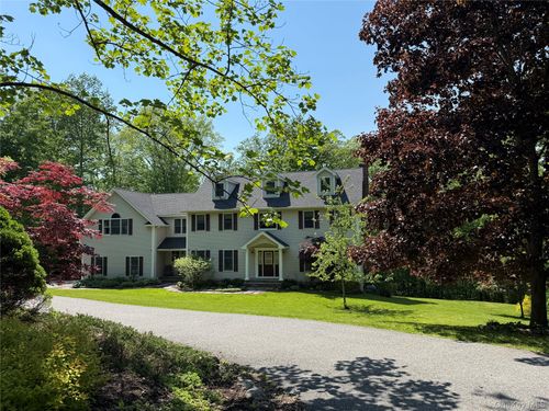 17 Weldon Woods Connecticut Road, New Fairfield, CT, 06812 | Card Image