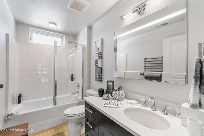 Ensuite Dual sinks | Image 20