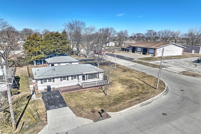342 E Cox St, House other with 3 bedrooms, 2 bathrooms and null parking in Forsyth IL | Image 17