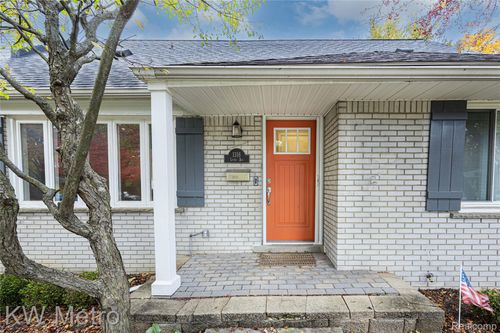 1316 Lyons Ave, Royal Oak, MI, 48073-3151 | Card Image