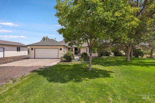 19010 Highway 30, Buhl, ID, 83316-5060 | Card Image