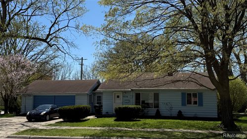 17009 Arlington Avenue, Allen Park, MI, 48101 | Card Image